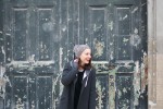 blogueuse qui rit paques au balcon