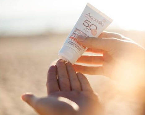creme-solaire-teintee-bio-spf-50-acorelle creme-solaire-teintee-bio-spf-50-acorelle